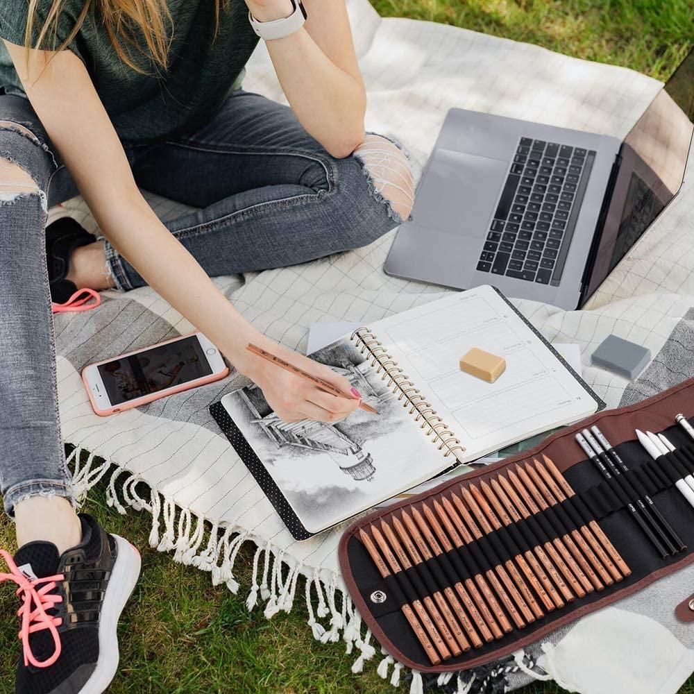 Artist Using Waist Strap Canvas Roll for Outdoor Sketching